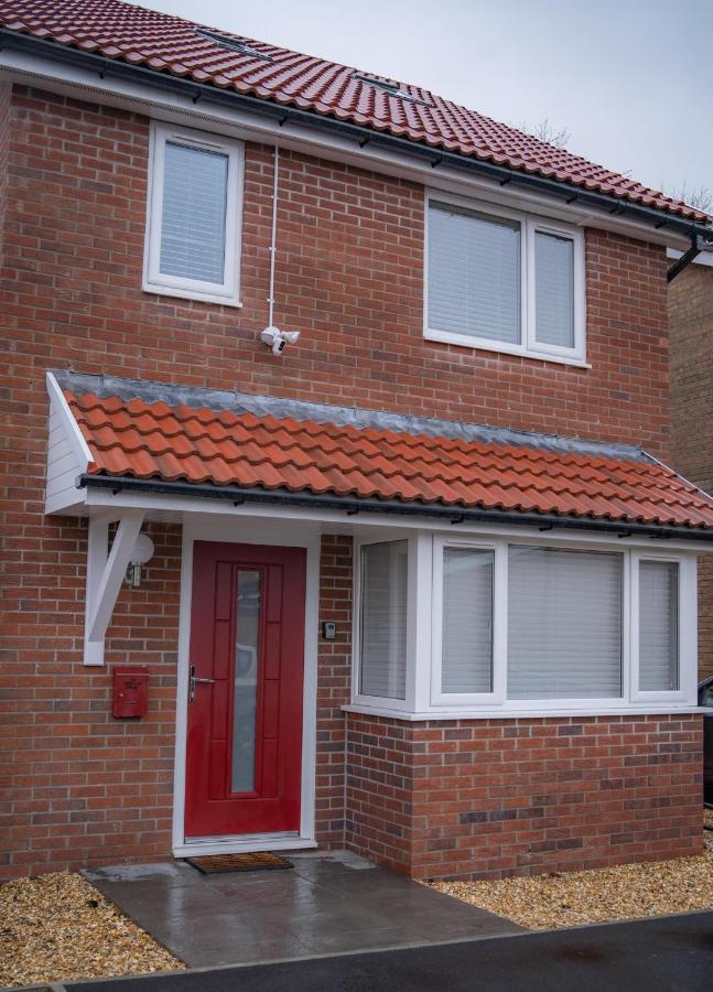 The Red House Modern Stylish Home From Home Walking Distance To Cardiff Bay And City Centre With Parking Ngoại thất bức ảnh